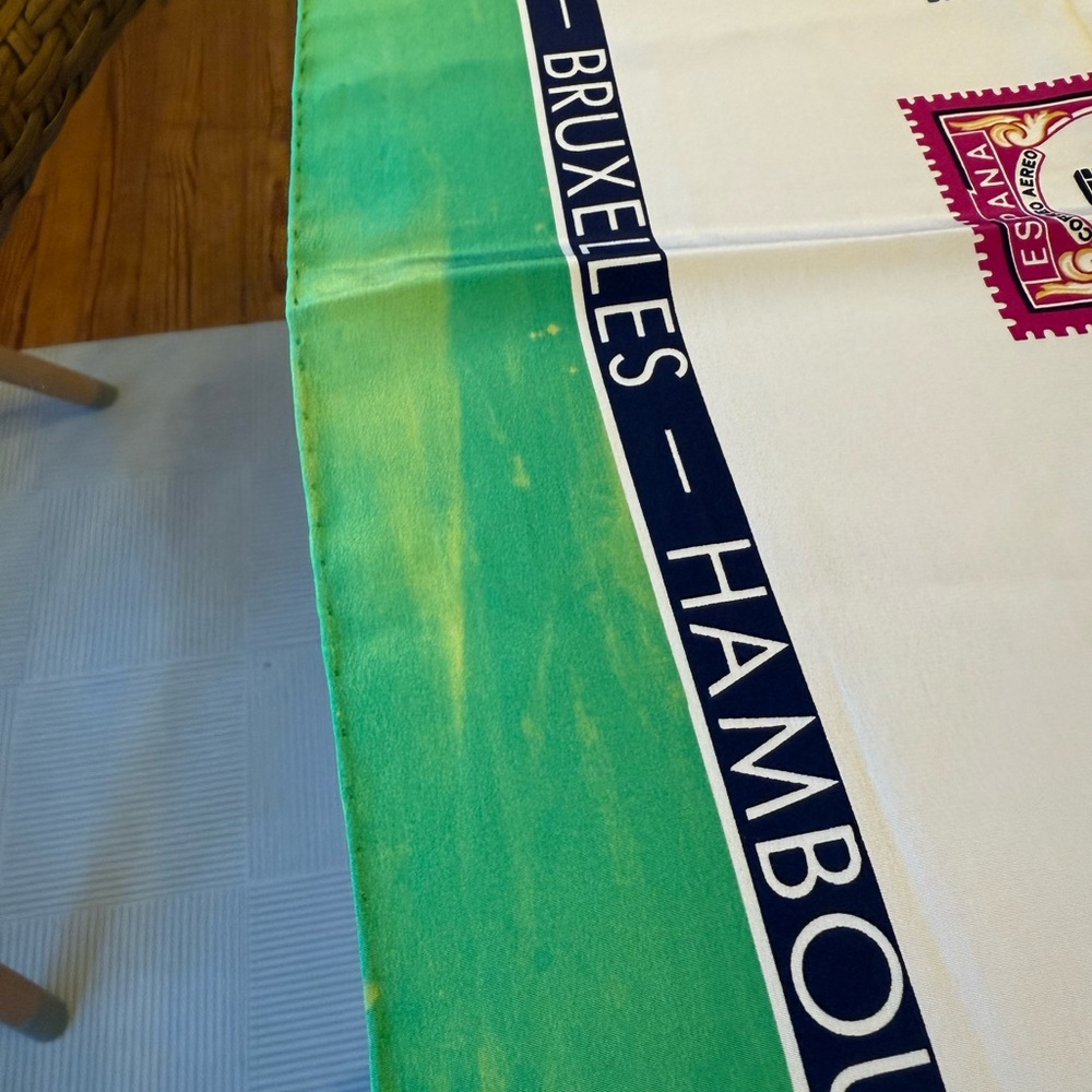 Chanel Scarf - Picture 7 of 8